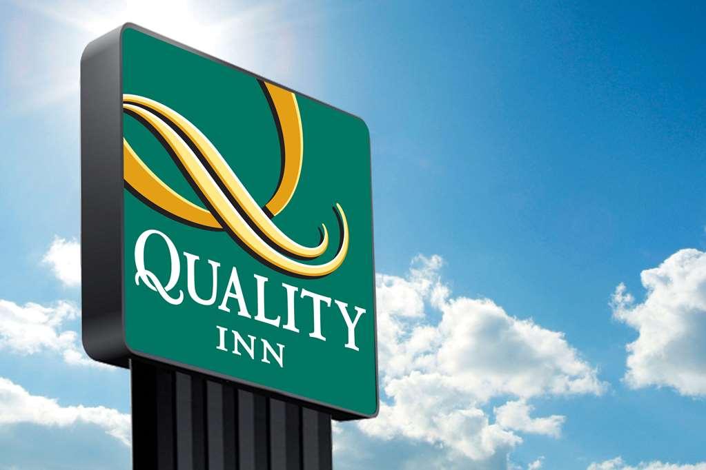 Quality Inn Монро Екстериор снимка