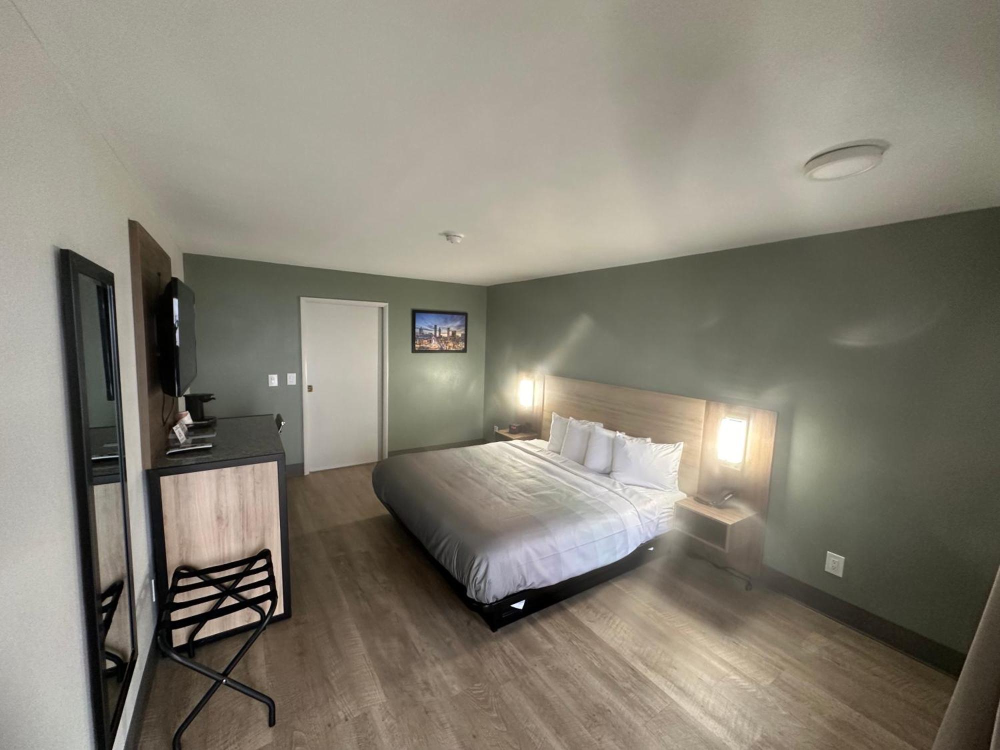 Quality Inn Монро Екстериор снимка