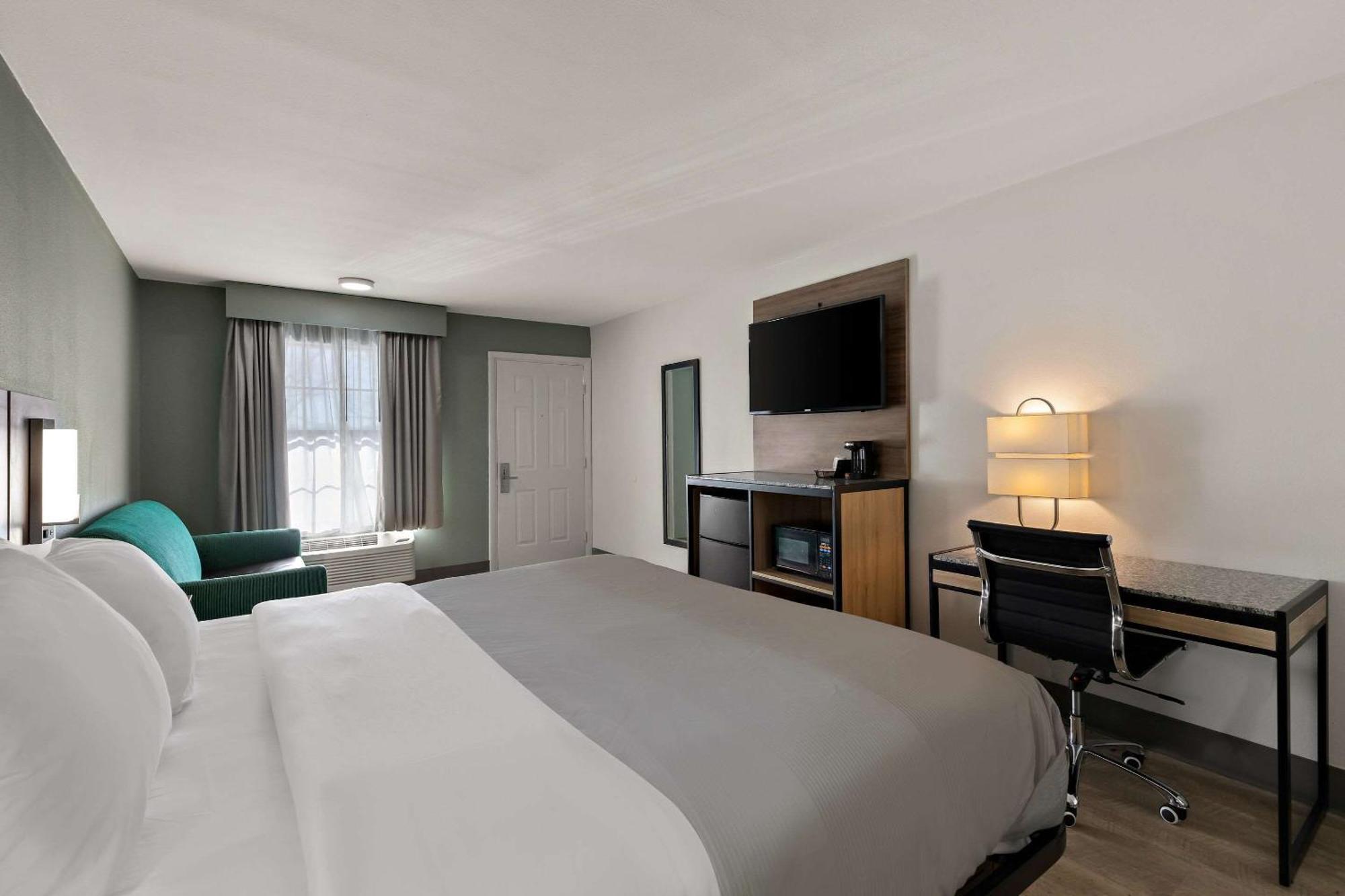 Quality Inn Монро Екстериор снимка