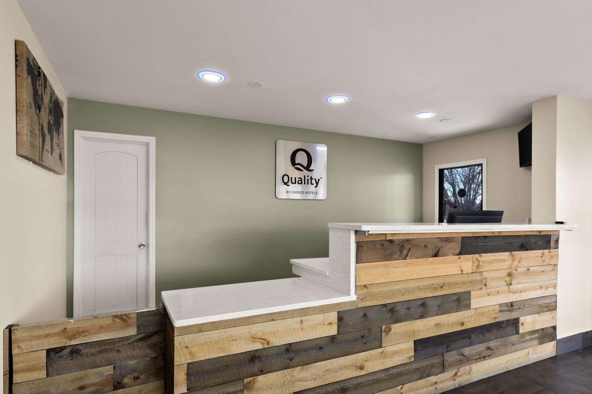 Quality Inn Монро Екстериор снимка